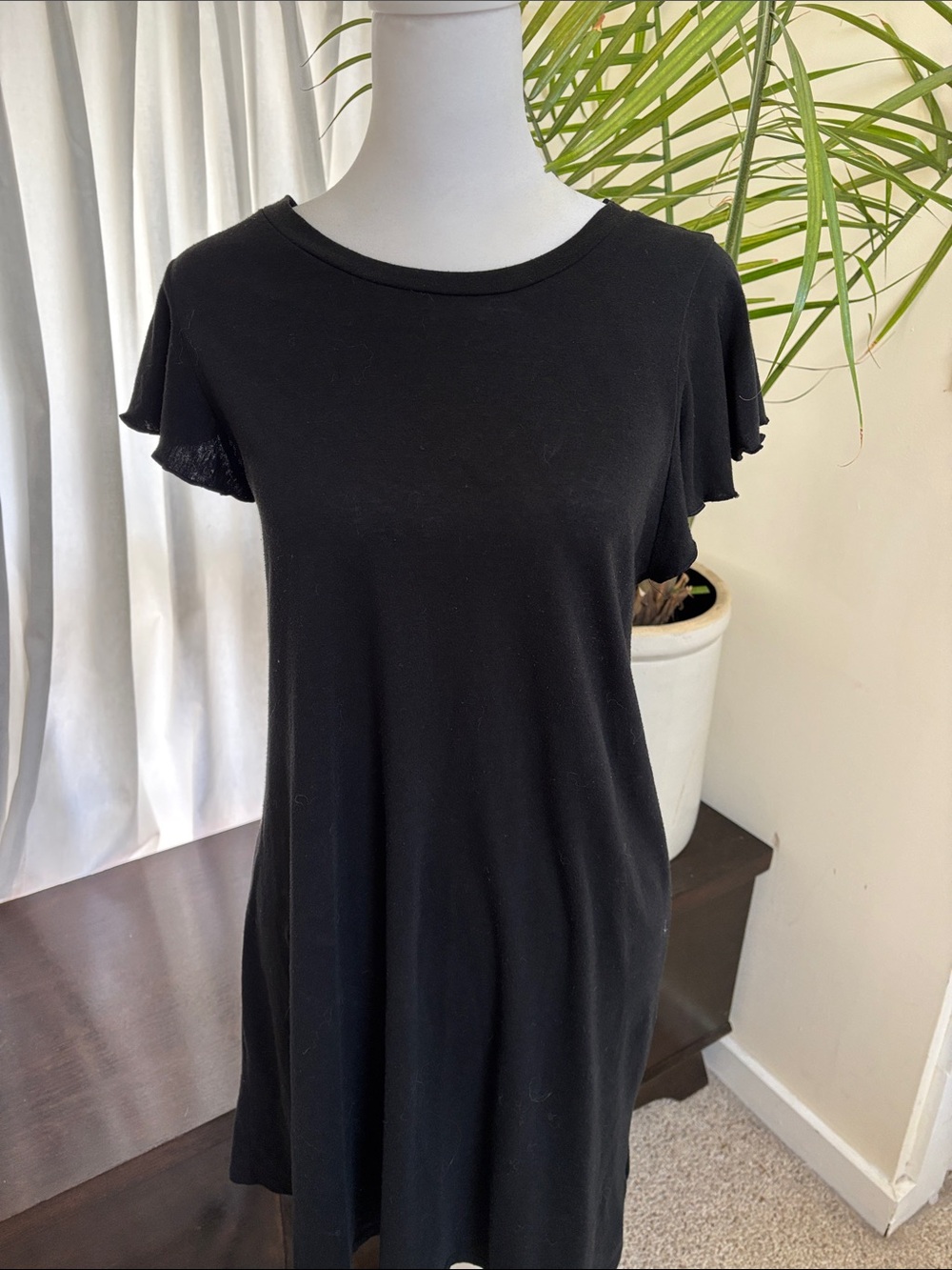 GAP Black Flutter Sleeve Mini Dress